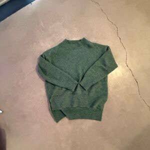 Impressions green sweater
